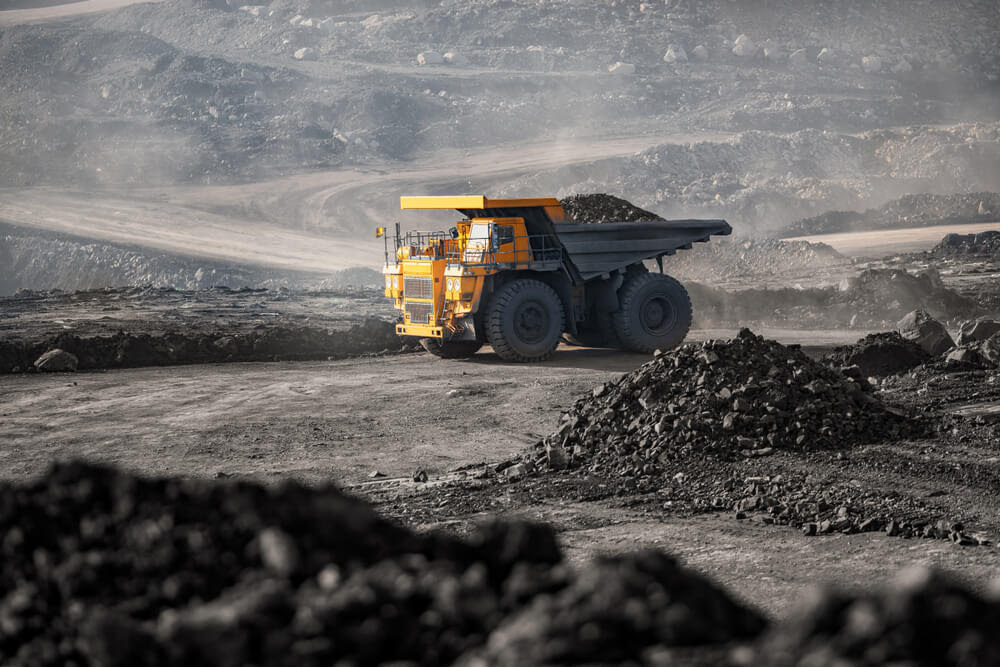 Structural fabrication in coal mining